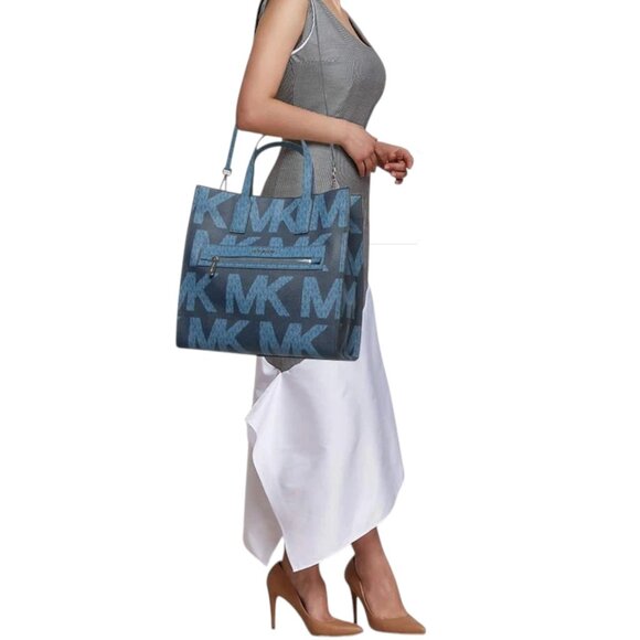 Michael Kors Kenly Large Logo Print Tote Blue (Chambray) - Picture 16 of 16